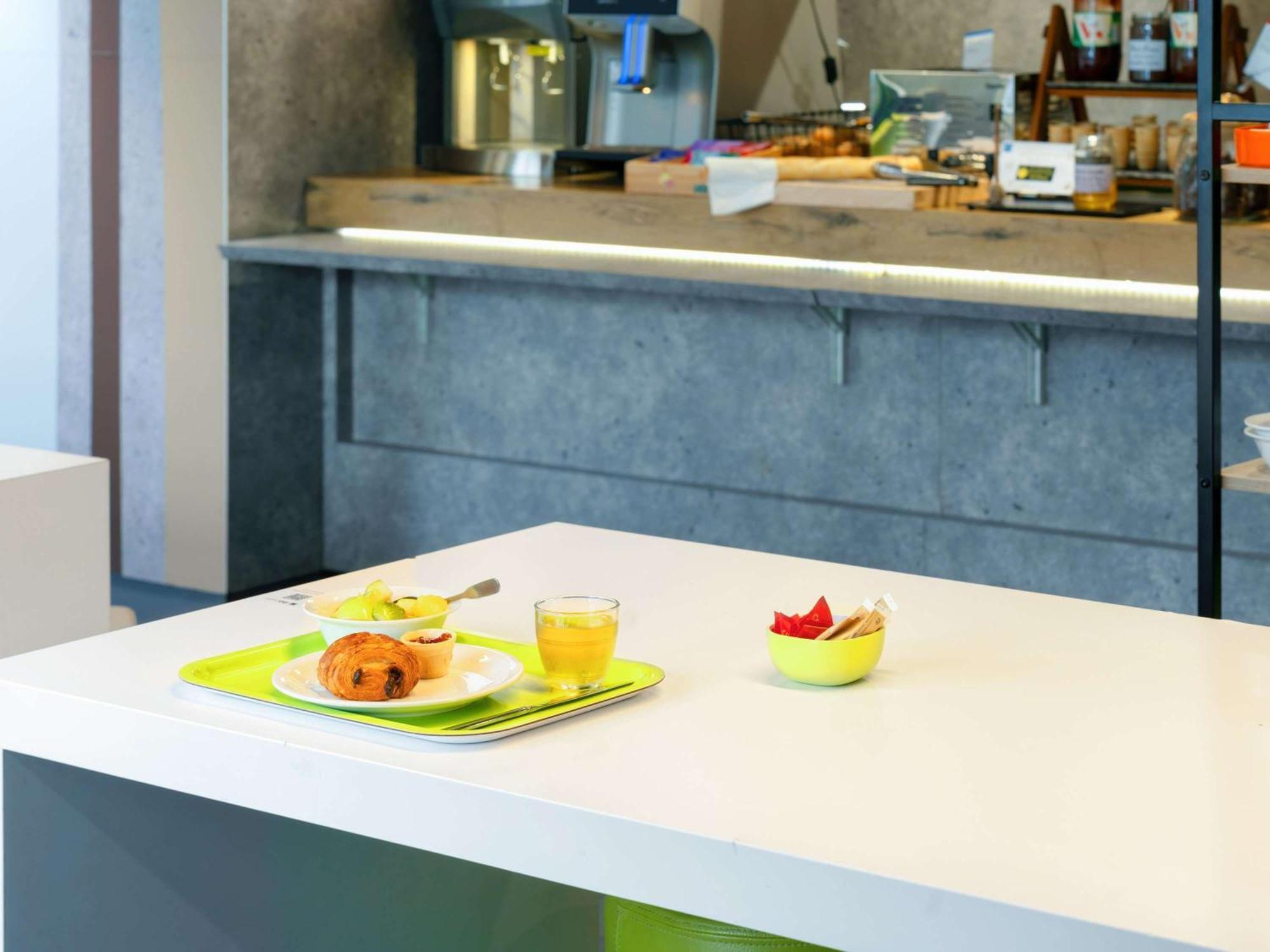 Ibis Budget Manosque Cadarache Exteriör bild