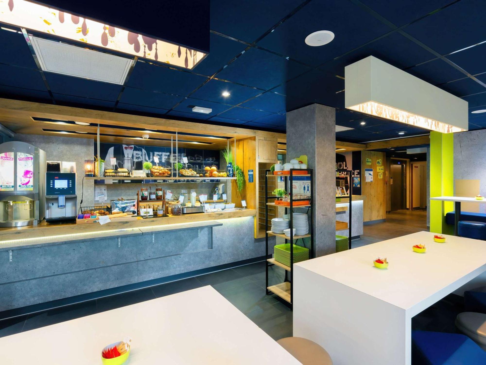 Ibis Budget Manosque Cadarache Exteriör bild