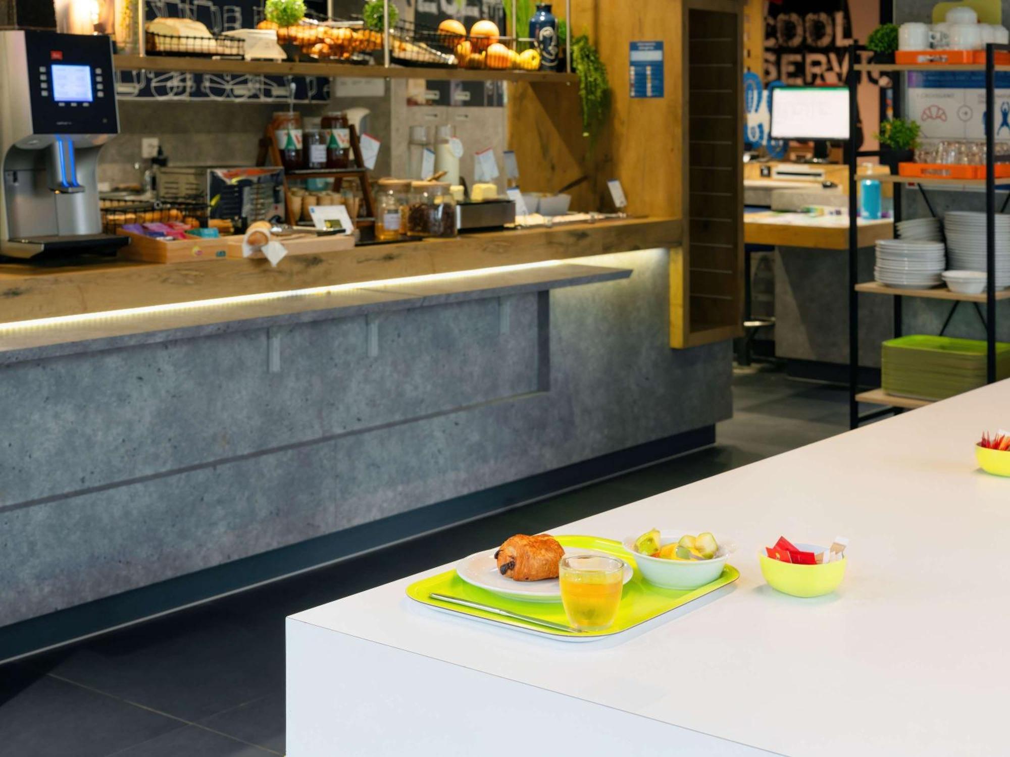 Ibis Budget Manosque Cadarache Exteriör bild