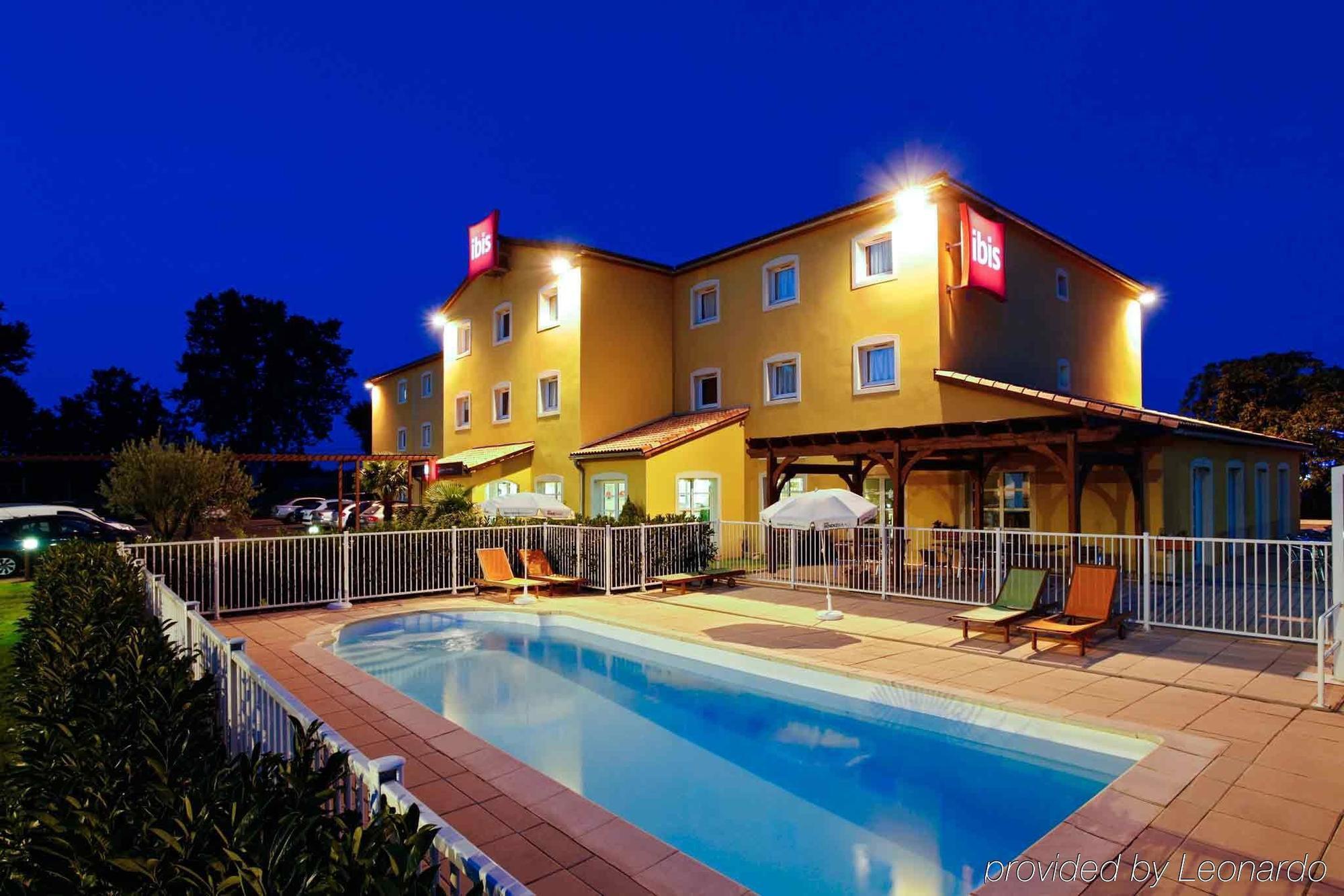 Ibis Budget Manosque Cadarache Exteriör bild